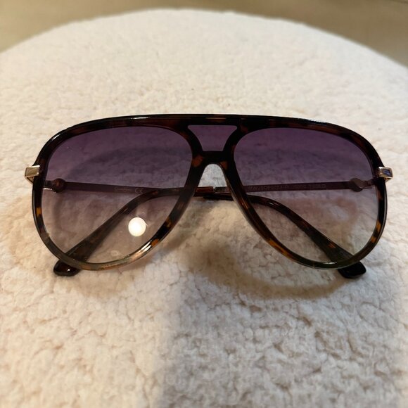 Jessica Simpson Aviator Sunglasses - Picture 1 of 3
